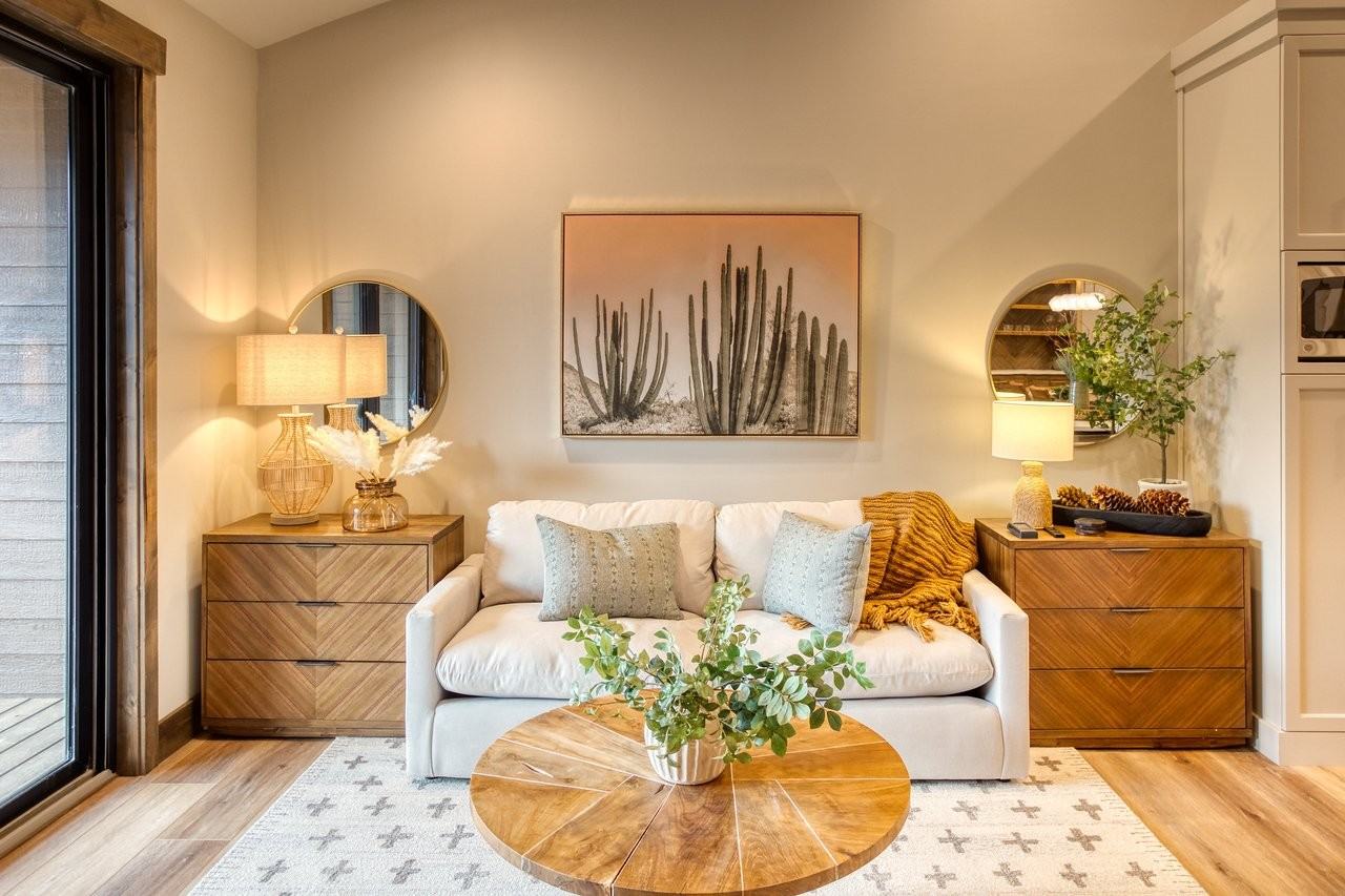 5301 S Sutter Dr Unit 2 - Photo 5 of 24