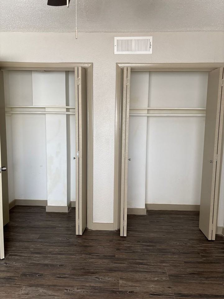 Commerce Village Apartments - Photo 6 of 30