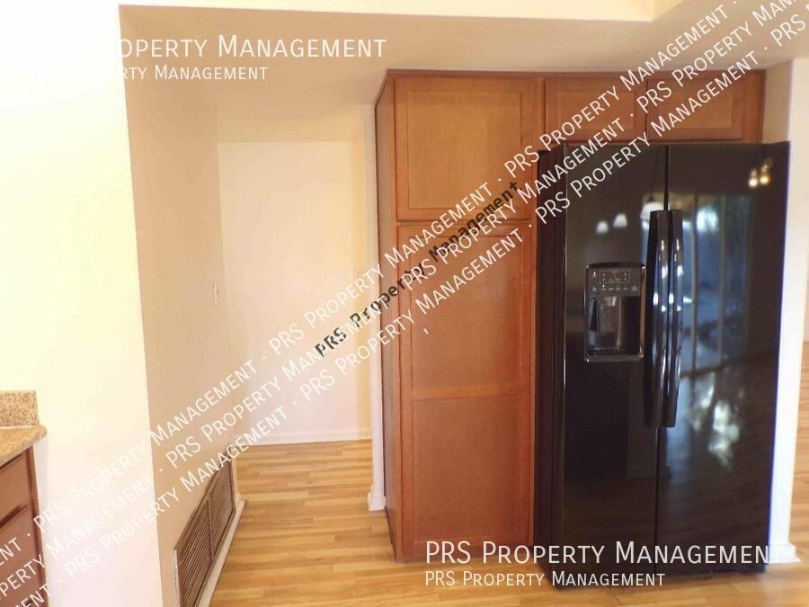 3333 E Medlock Dr - Photo 7 of 45