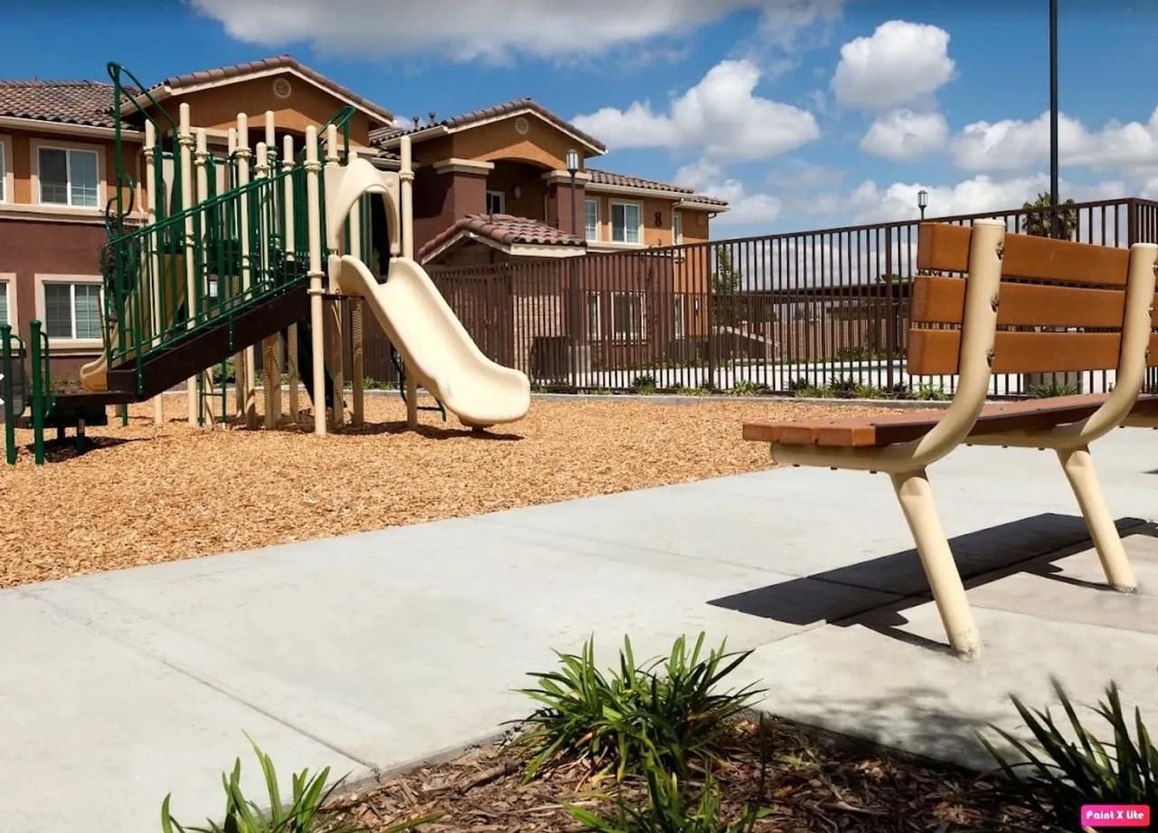 Sierra Vista Apartment Homes - Photo 6 of 7