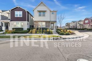 featured image of 2852 Honey Opal Ave