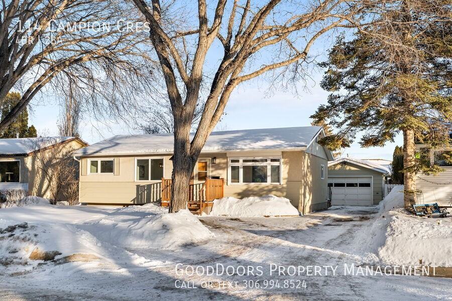 114 Campion Cres - Photo 2 of 32