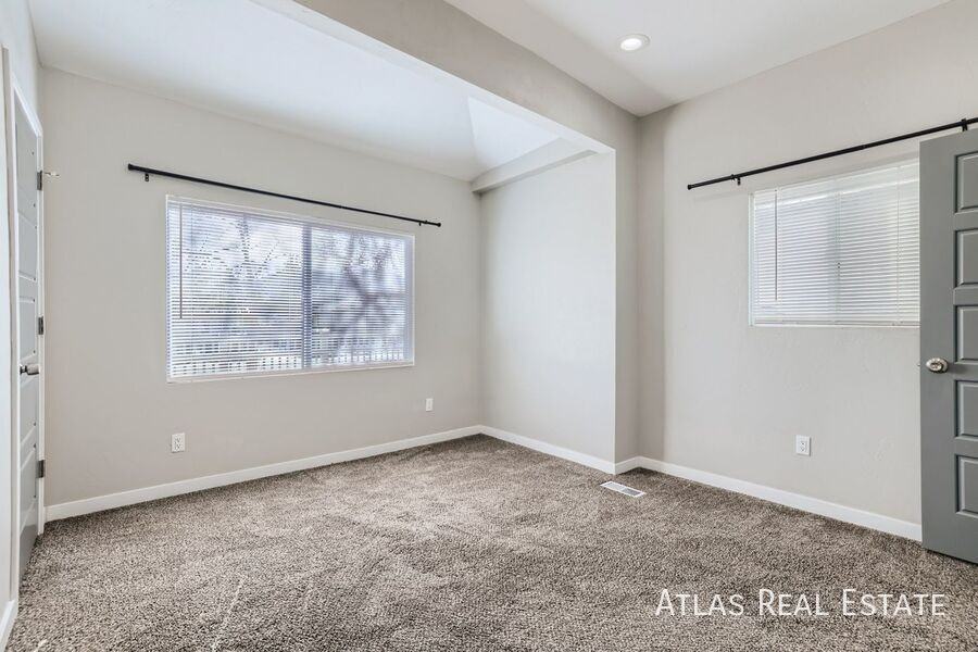 26 W Rio Grande St - Photo 5 of 31