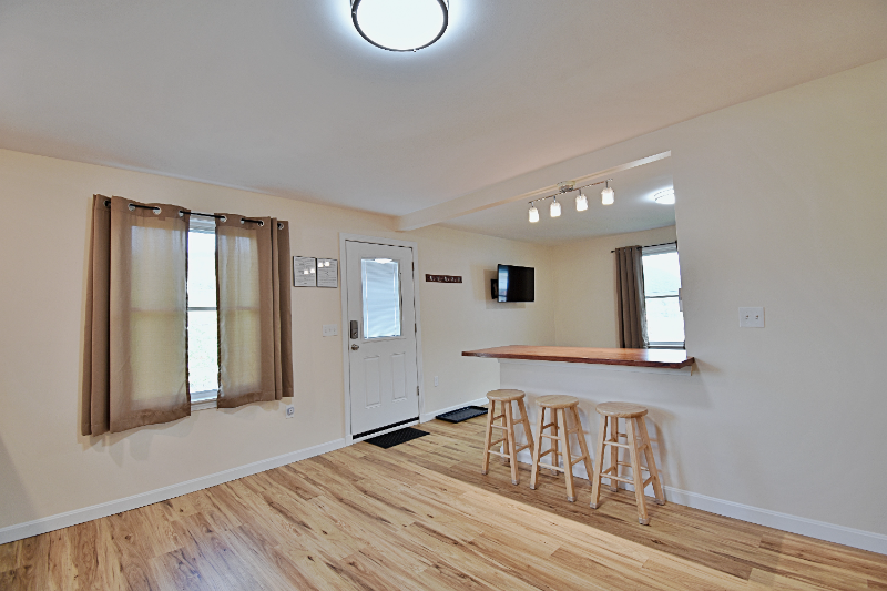 216 Glen Ave - Photo 6 of 20