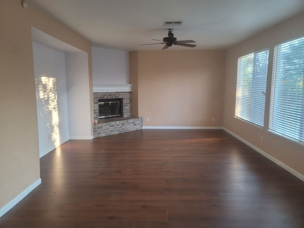 9620 Misty Blue Ct - Photo 7 of 12