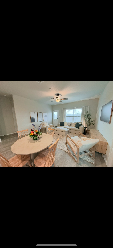 518 Pleasanton Way - Photo 2 of 15