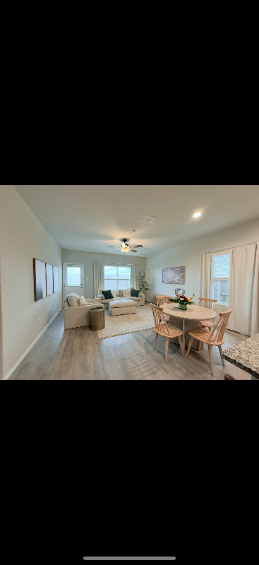 518 Pleasanton Way - Photo 3 of 15