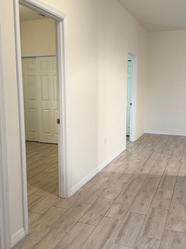 123 Pine Ln - Photo 4 of 21