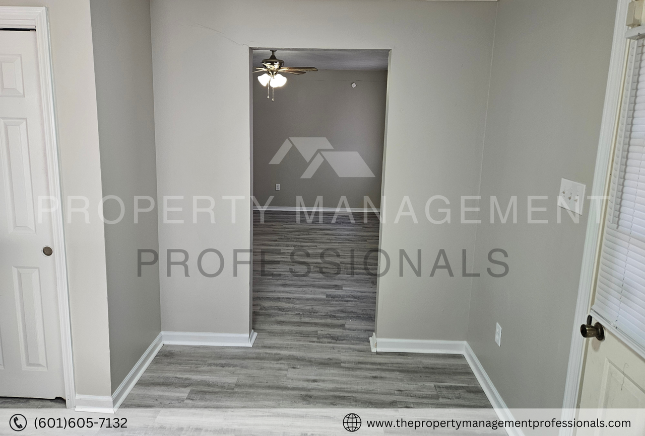 2814 Smith Robinson St - Photo 6 of 29