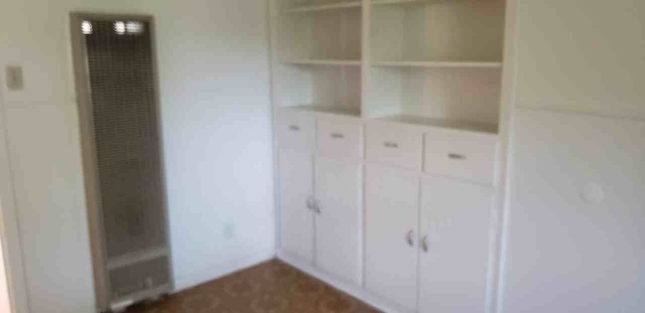 2414 Guadalupe St - Photo 4 of 10