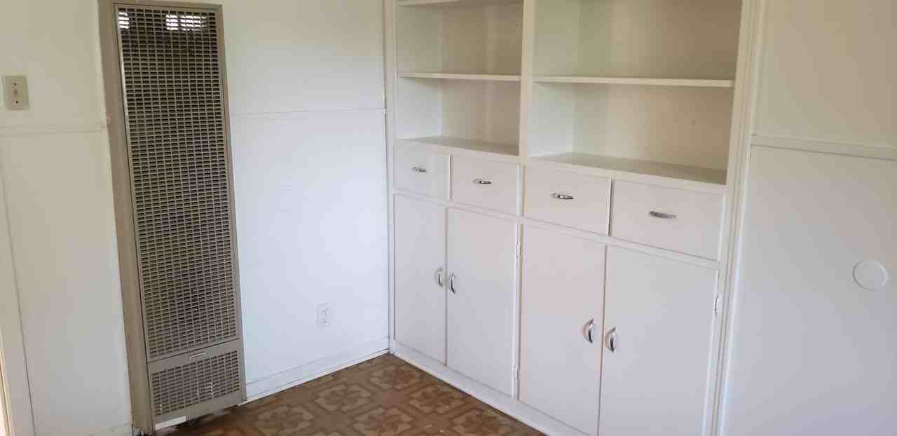 2414 Guadalupe St - Photo 7 of 10