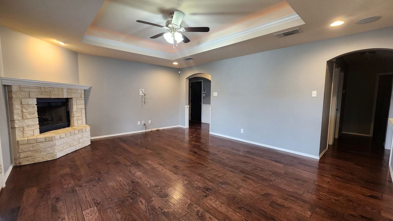 2806 Selman Dr - Photo 6 of 19