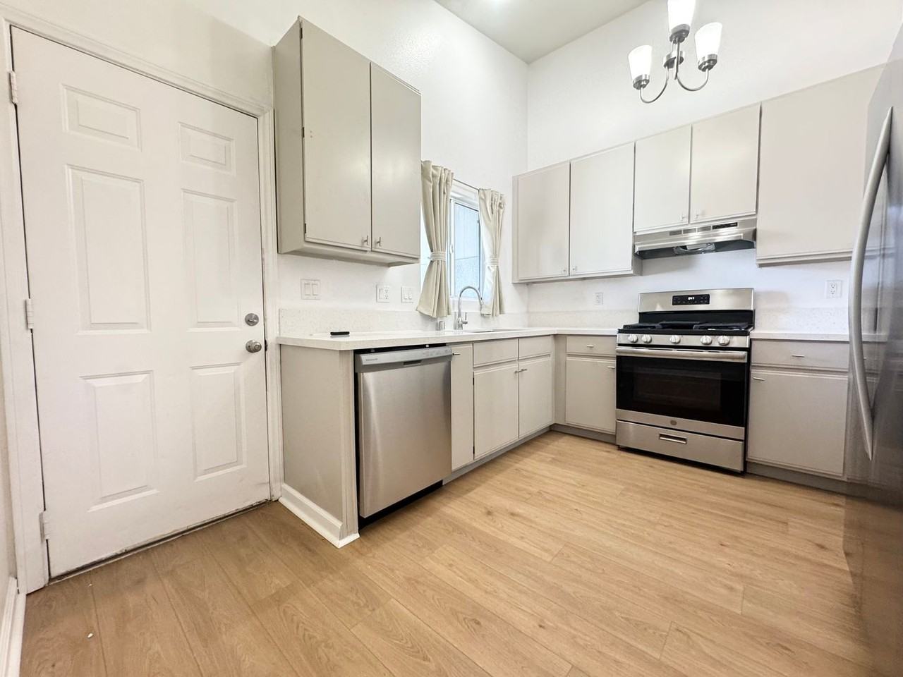 28670 Landau Blvd #A - Photo 4 of 32