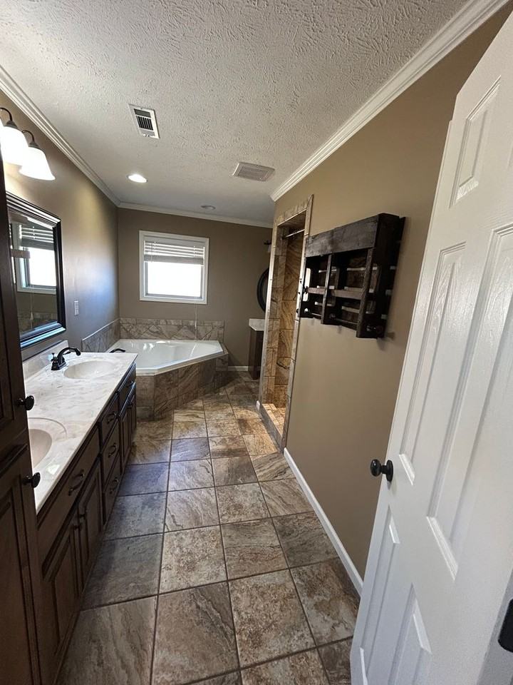 5 Wiley Rd - Photo 3 of 16