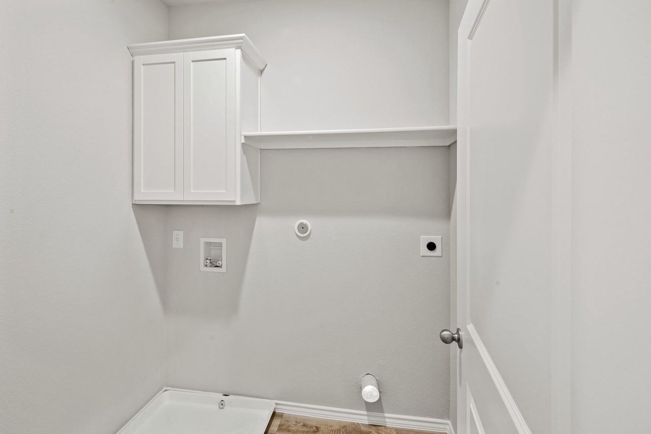 New Luxury homes! Call Now!! - Photo 2 of 13