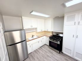 S Mollison Ave (887 - Photo 1 of 1