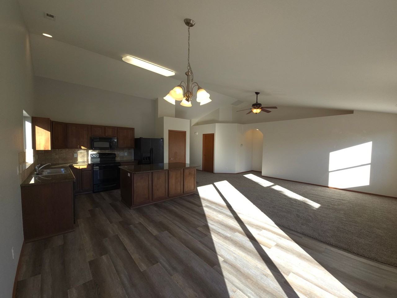 3378 W Pescador Dr - Photo 6 of 29