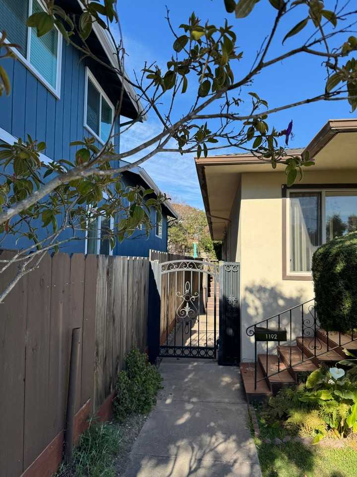 roos1192 - Photo 2 of 18