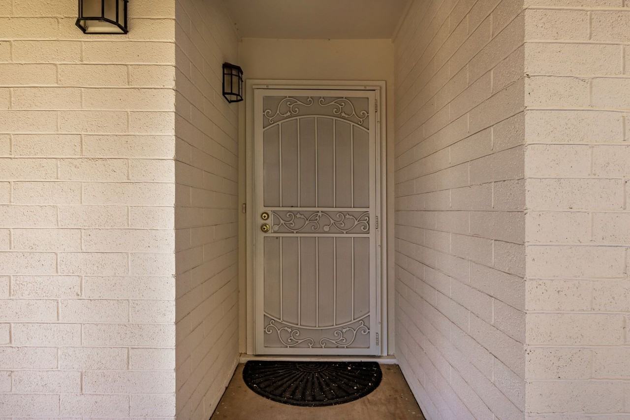 18006 N Villa Rita Dr - Photo 7 of 44