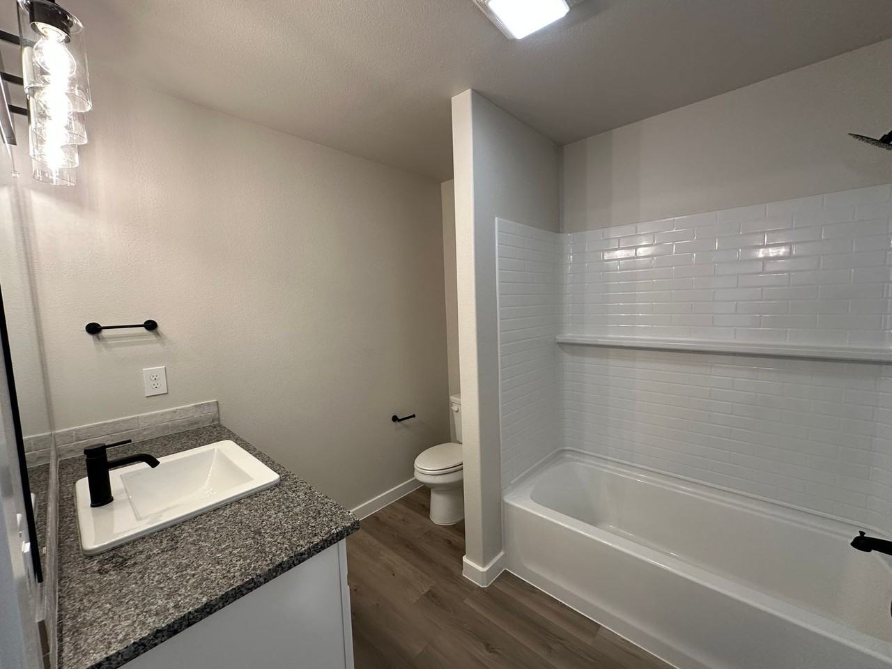 2812 Trenton Ave - Photo 6 of 9