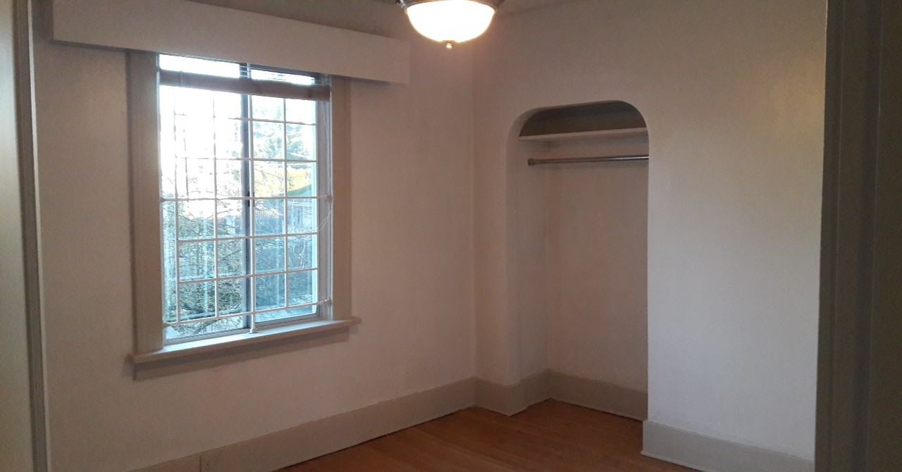 Commercial St & E 41st Ave - Photo 2 of 26