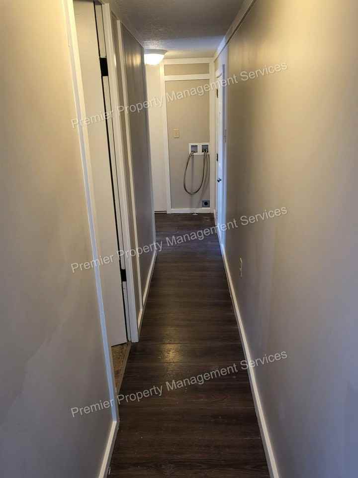 3420 46th St - Photo 2 of 10