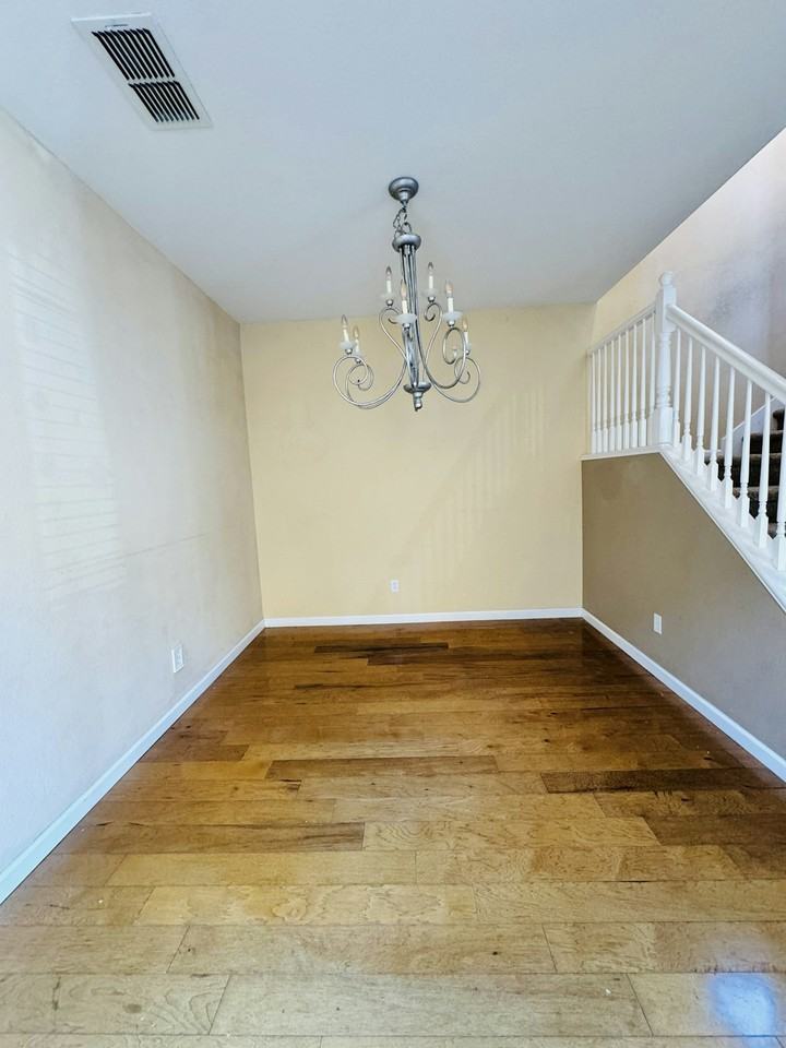 127 Invitar Lane - Photo 4 of 22