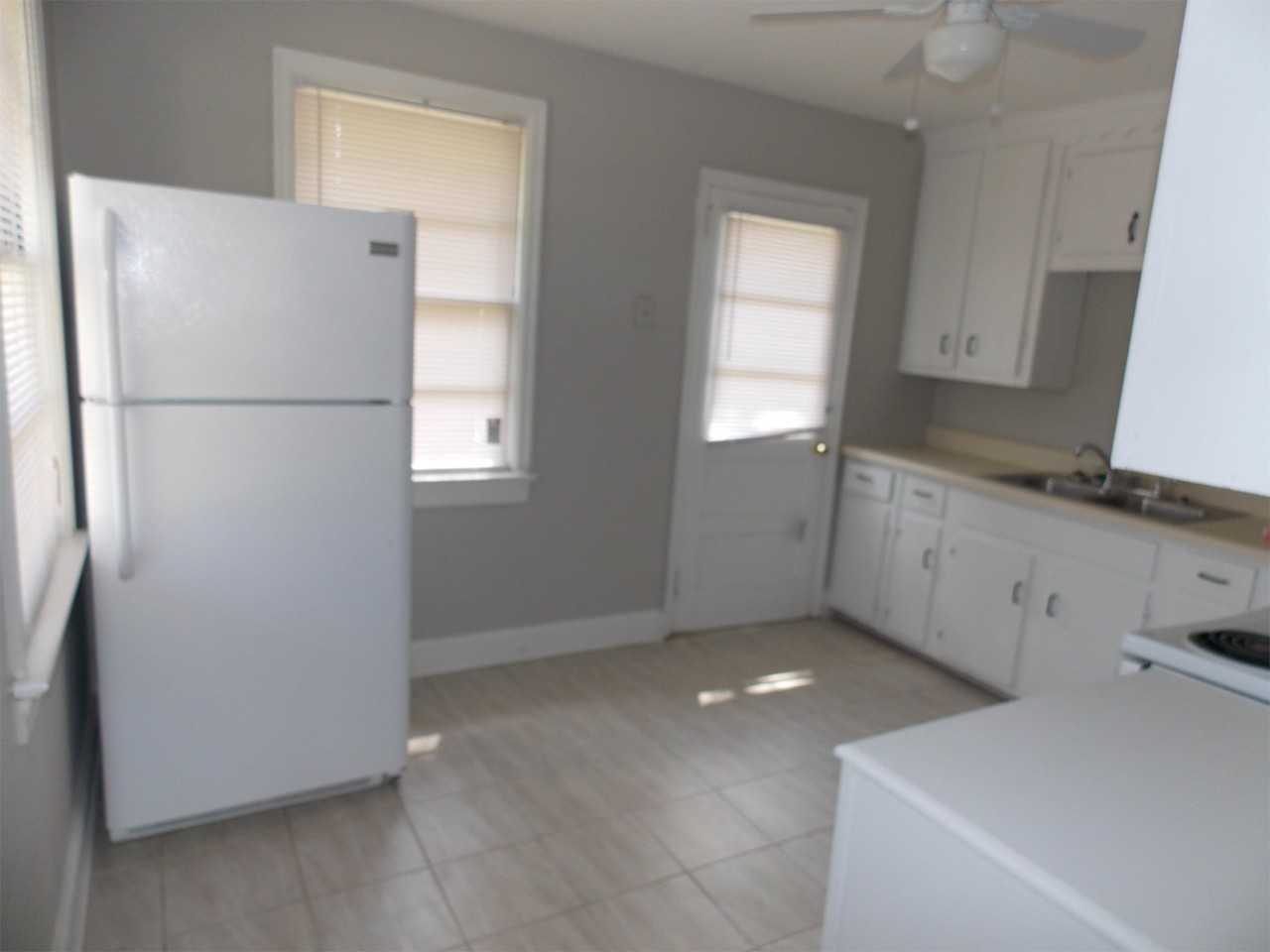 3928 Gill Street - Photo 2 of 7