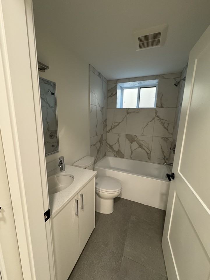 1334 East 35th Avenue #2 - Photo 5 of 8