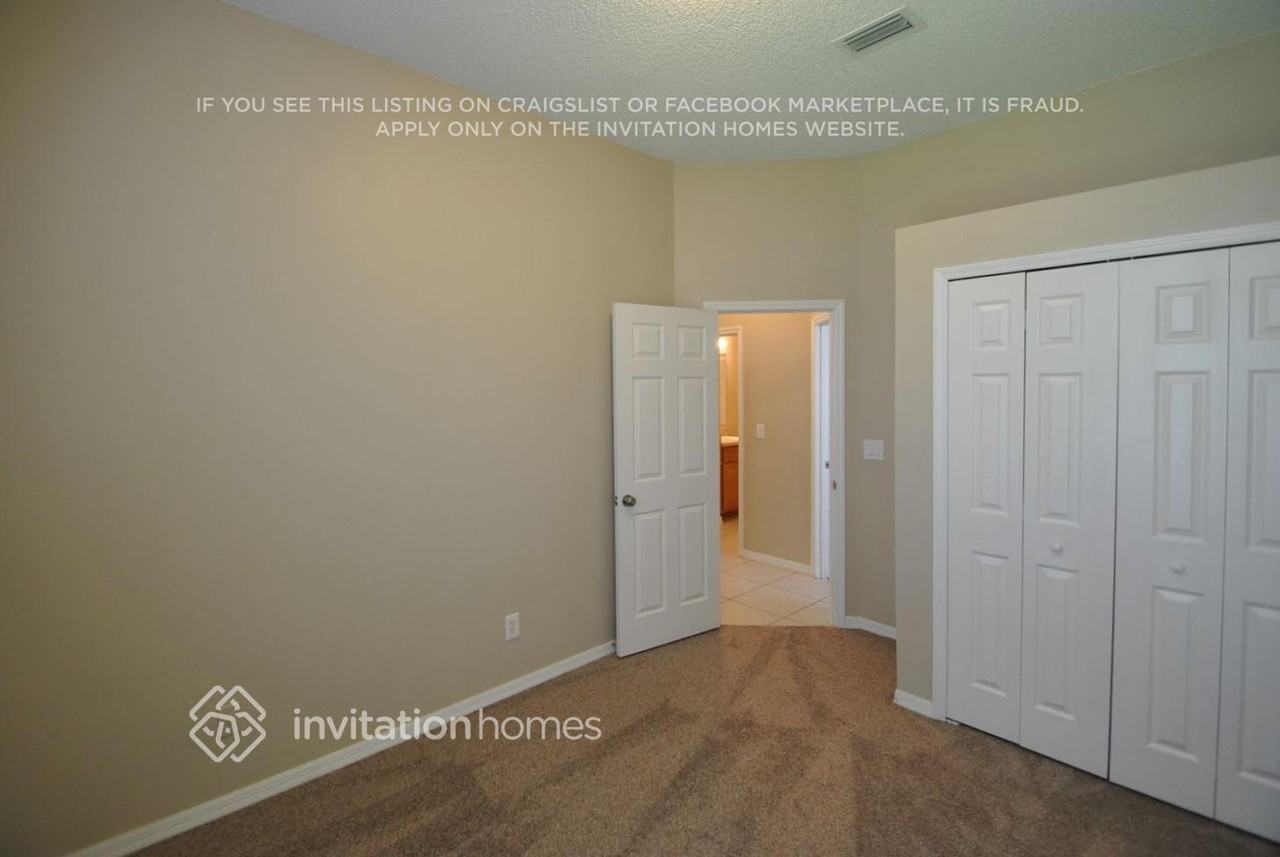 7062 Red Bay Ct - Photo 6 of 13