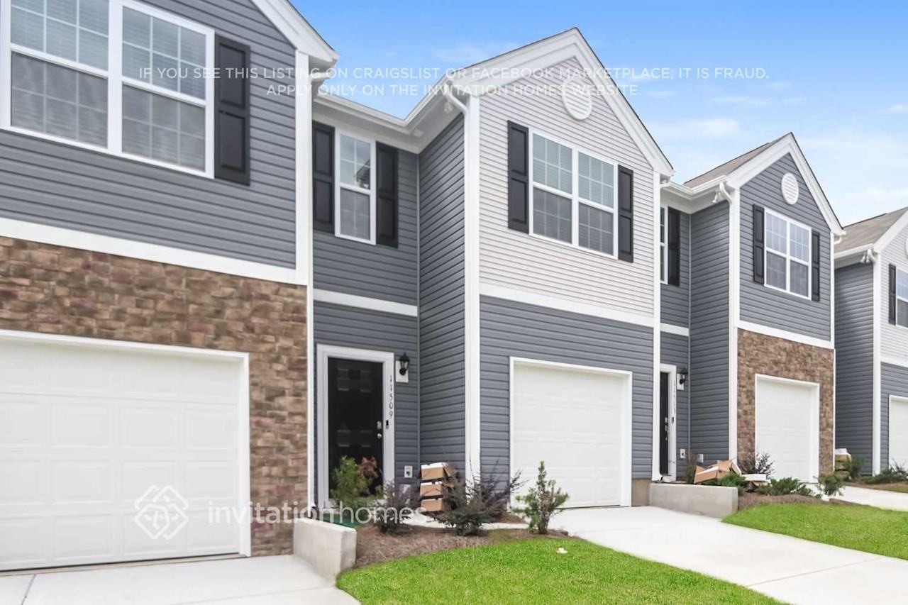 11509 Brier Village Ln - Photo 2 of 16