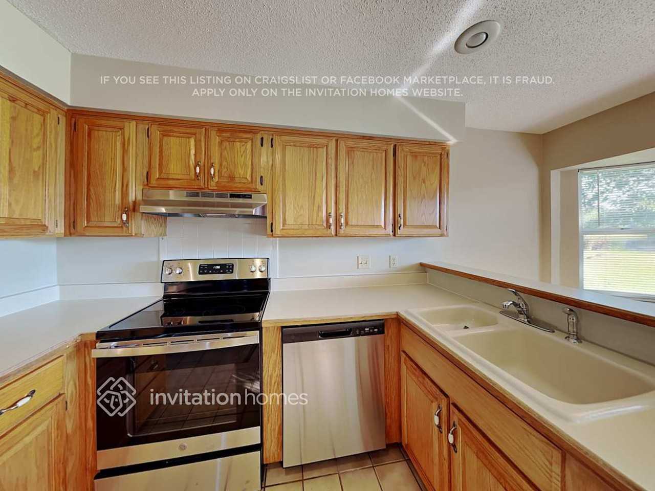 6169 Half Moon Dr - Photo 7 of 17