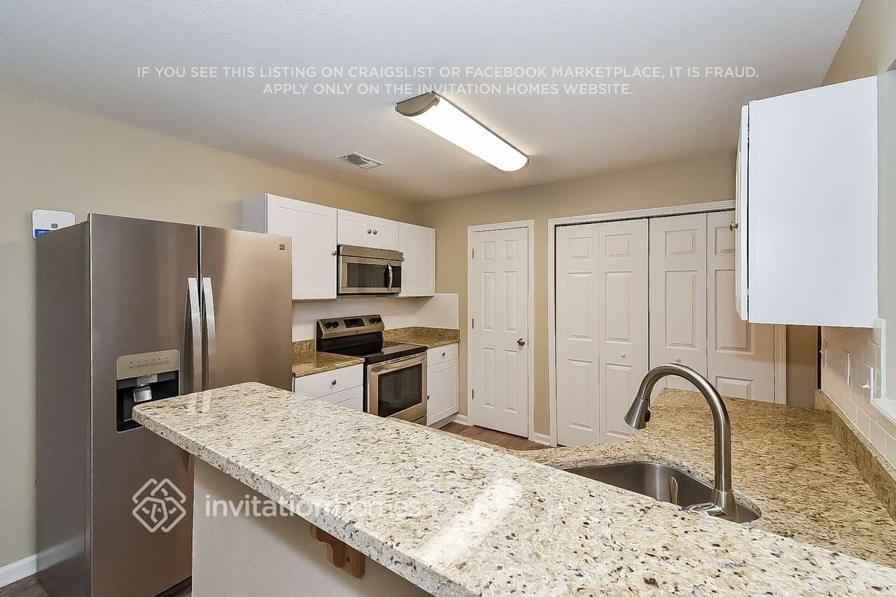 4312 Ravenwood Dr - Photo 5 of 13