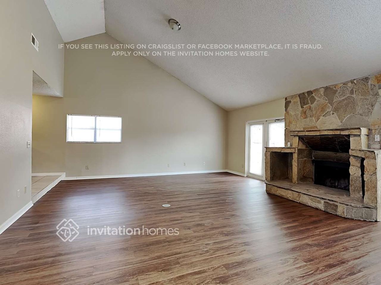 1737 Grand Oak Dr - Photo 4 of 19