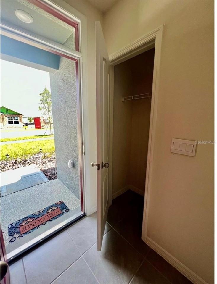 992 Serchio Street - Photo 4 of 34