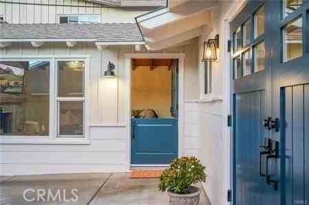 325 W Avenida Palizada - Photo 4 of 43