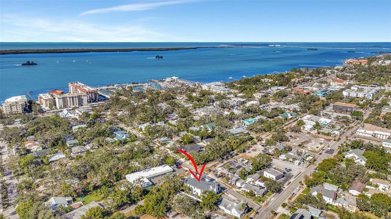 331 Albert Street - Photo 2 of 50