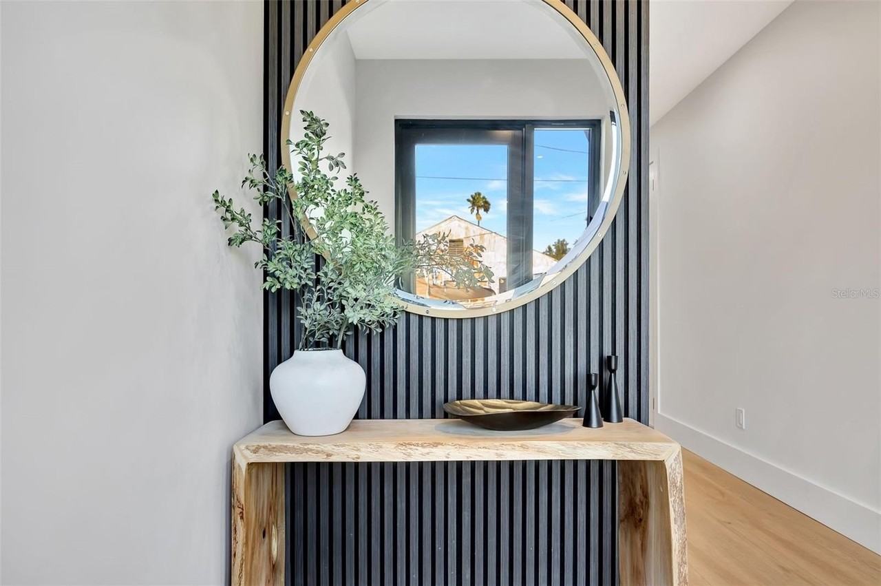 331 Albert Street - Photo 7 of 50