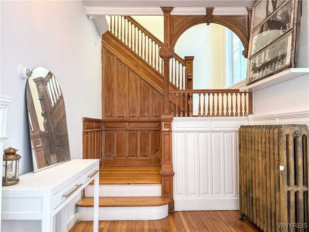 333 Lafayette Ave - Photo 2 of 24