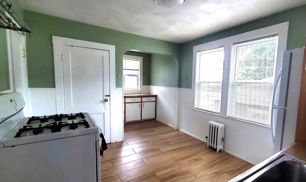 38 Putnam St ##1 - Photo 3 of 15