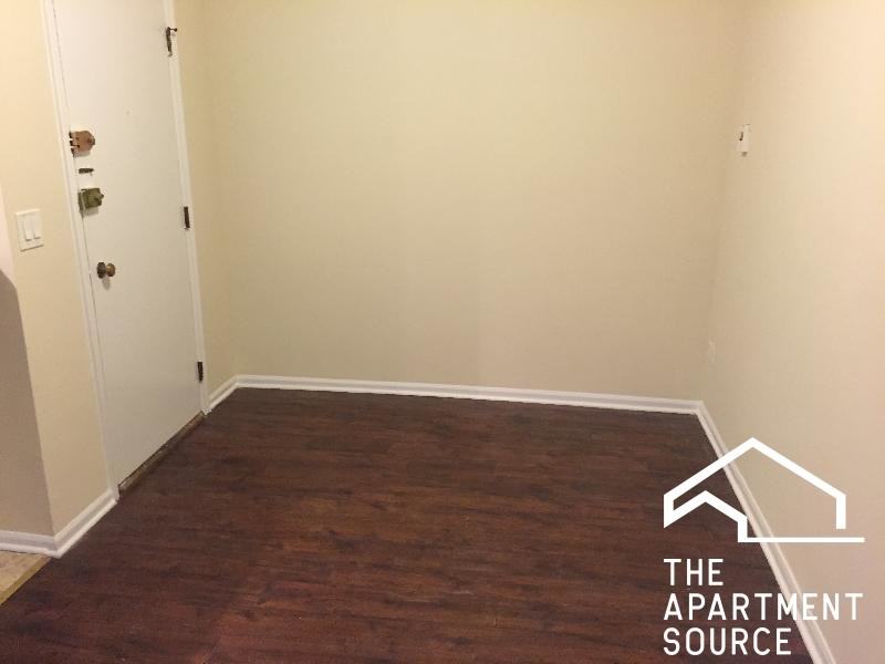 1430 N Dearborn St #301 - Photo 3 of 12
