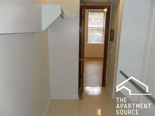 1430 N Dearborn St #301 - Photo 4 of 12