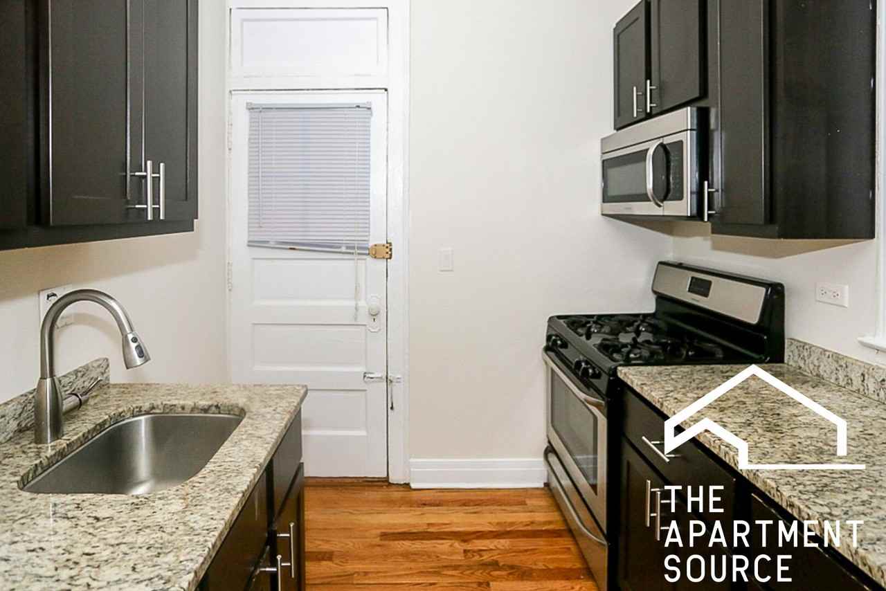 2177 W Giddings St #3