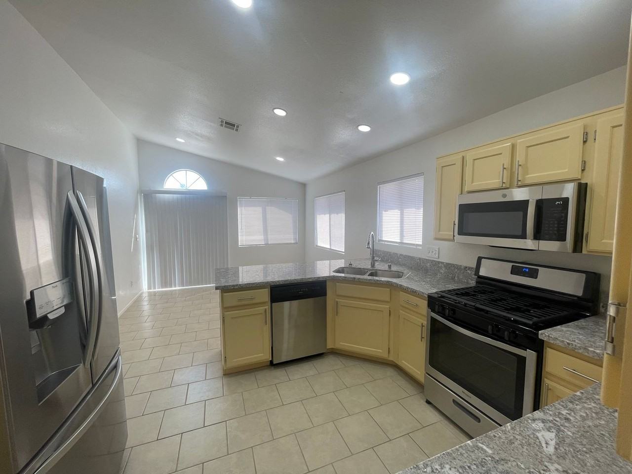 7117 Old Village Ave - Photo 7 of 50
