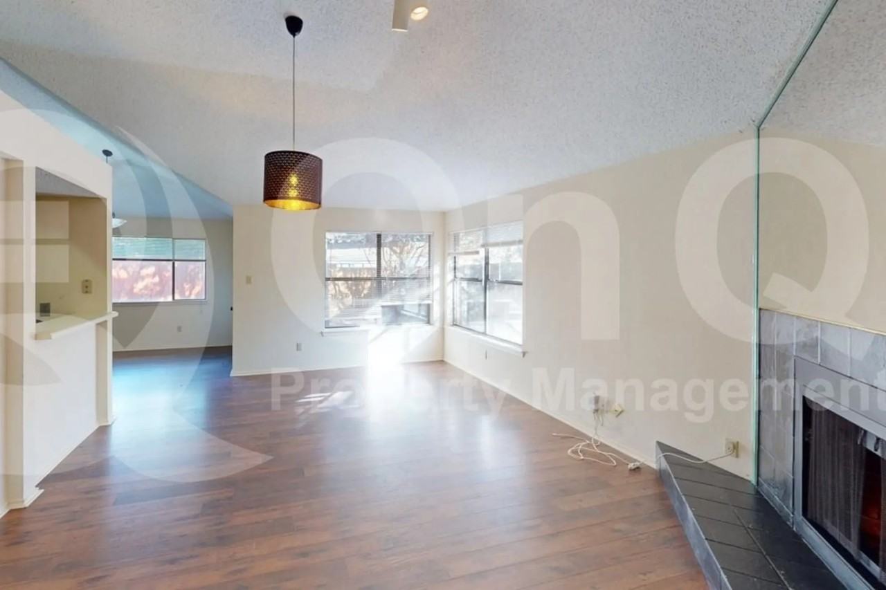 564 Kirkland Dr - Photo 3 of 16