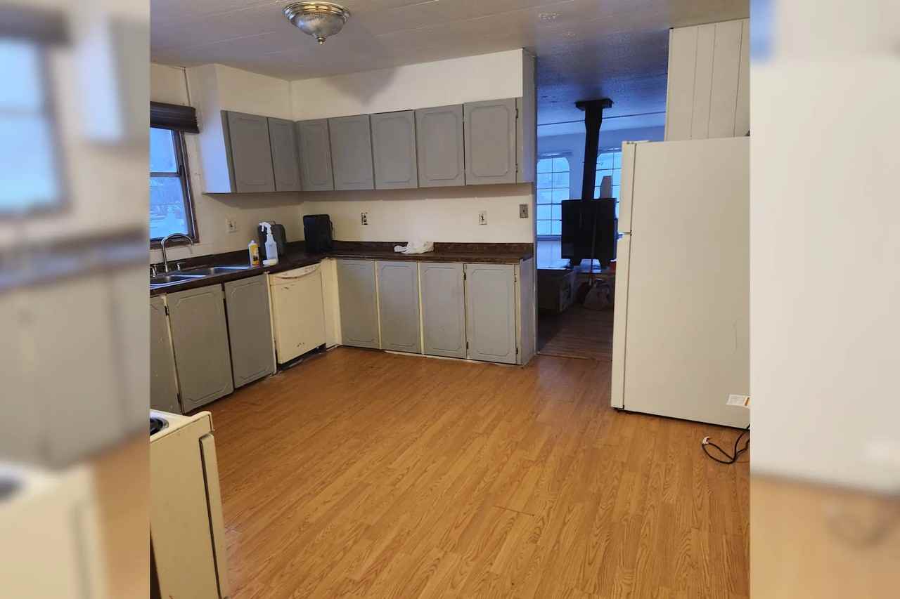 20 Grant Ln - Photo 2 of 4