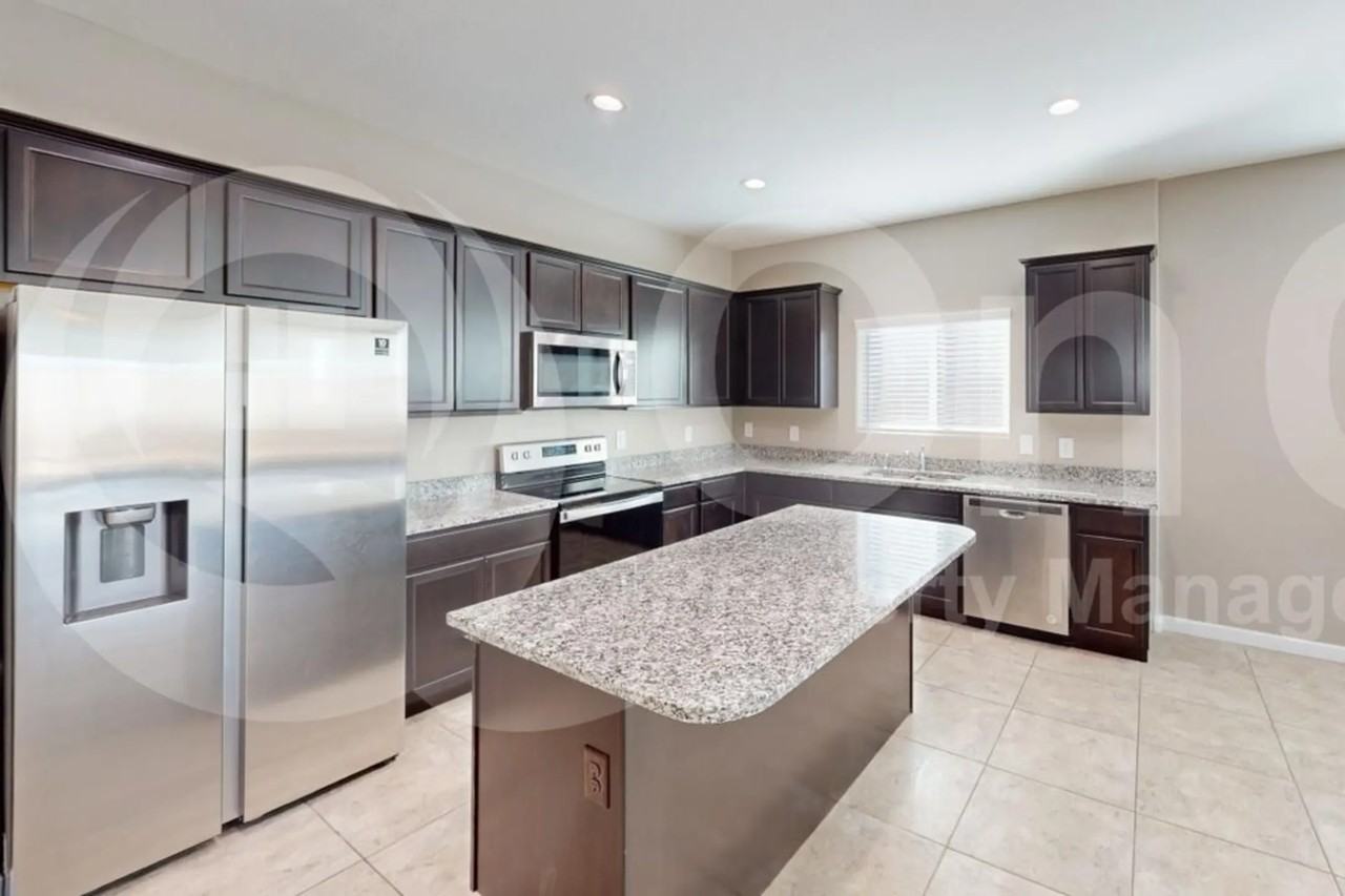 5418 W Stargazer Pl - Photo 3 of 26