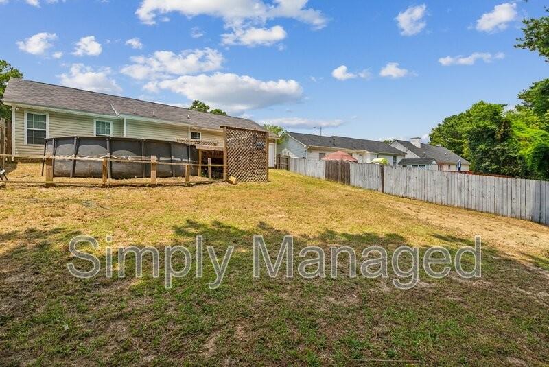 2033 Ashton Rd - Photo 6 of 23
