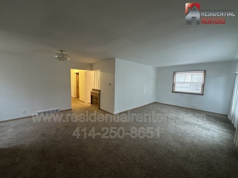 4078 N 61st St - Photo 3 of 14