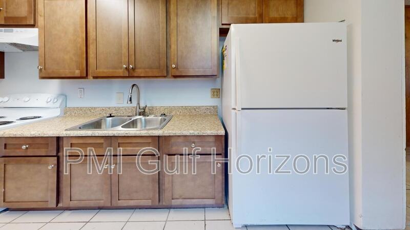 923 Bremen Ave #A - Photo 5 of 12